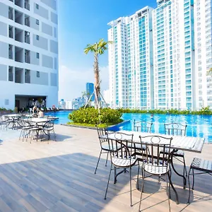 Apartment Double E Saigon In Rivergate Building Vietnam